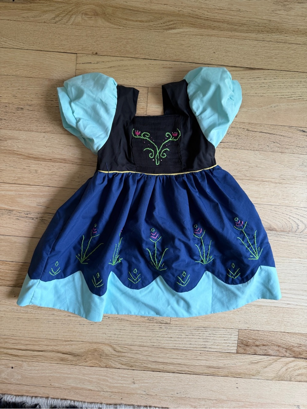 Girls 18M Anna costume frozen high quality
